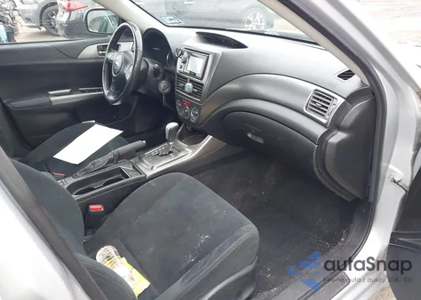 2011 Subaru Impreza 2.5I Premium из США, поврежденный, VIN JF1GH6B69BH813424